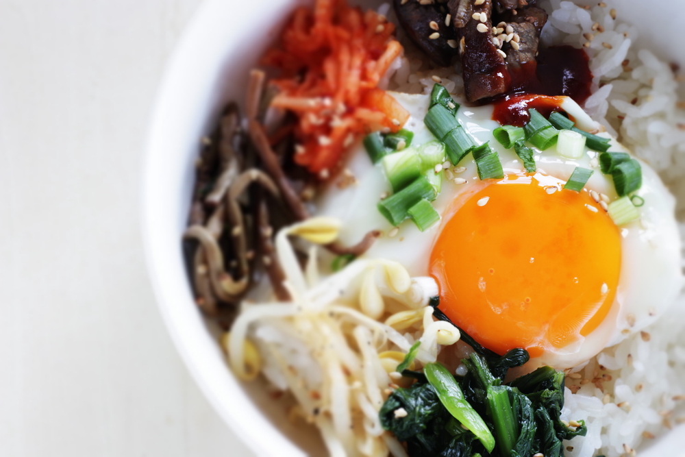 Bibimbap coreano, receta de cocina fácil, sencilla y deliciosa